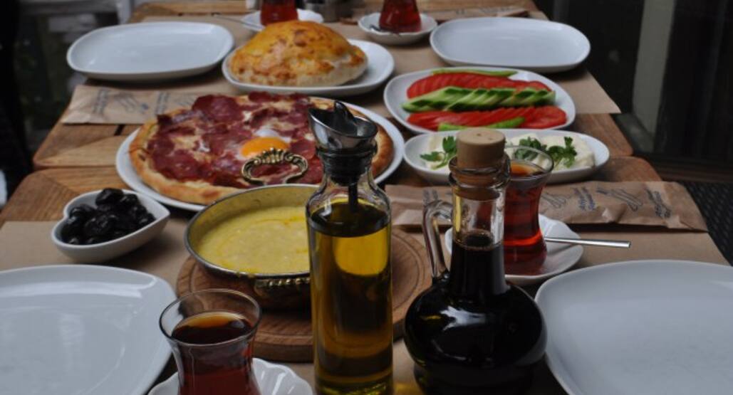 Atasehir Icerenkoy Mah Devren Kiralik Cafe Restorant 2471024
